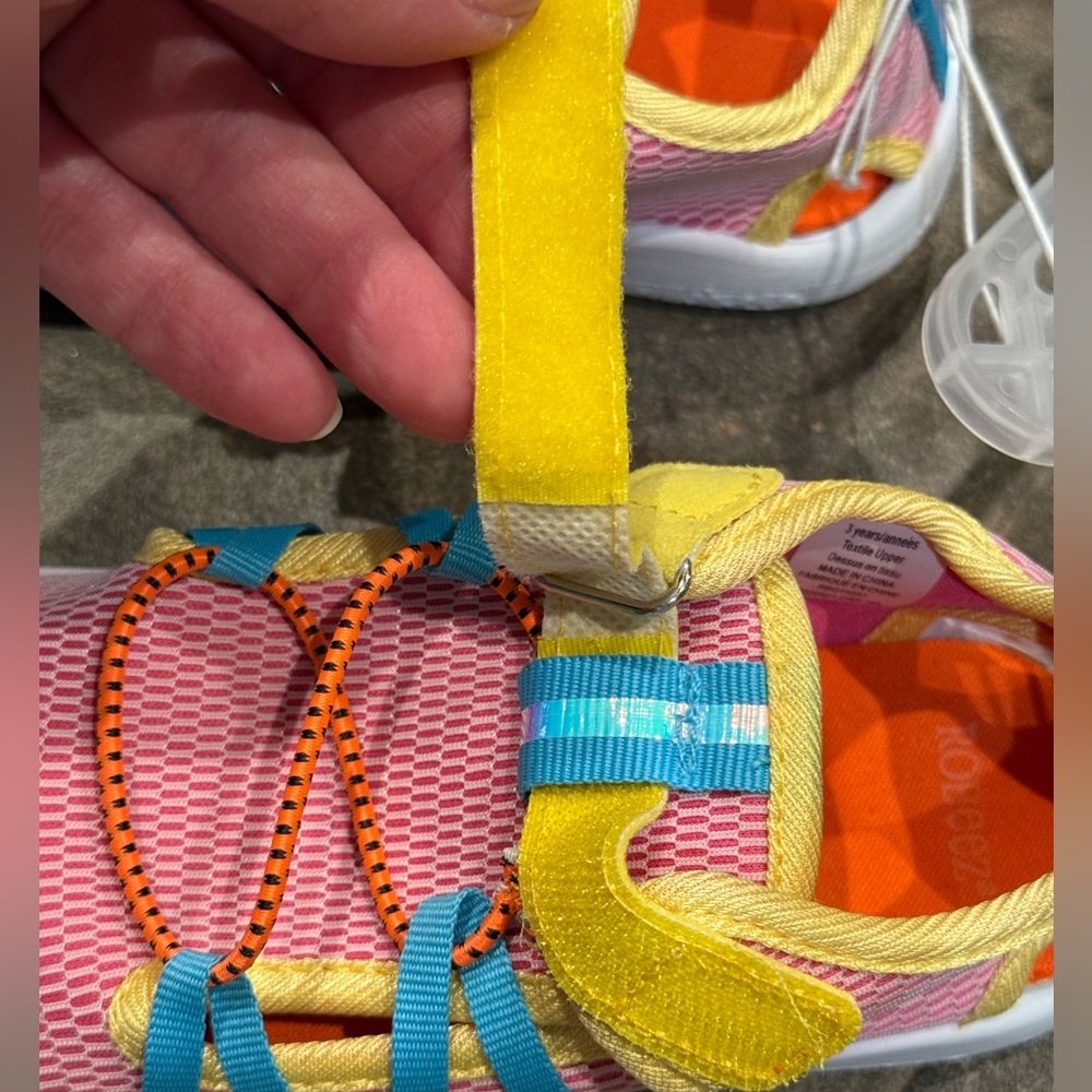 Robeez Kids Splash light pink Water Shoes - Picture 3 of 7